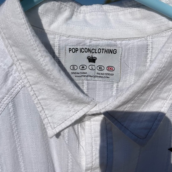 Mens 2x Pop Icon White Long Sleeved Snap up Shirt. Has slight underarm stain - Picture 4 of 8